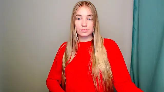 Queen_ofLove from StripChat