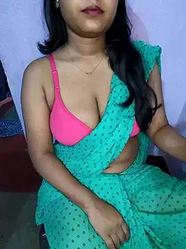 Queen_Shanayaa from StripChat is Freechat
