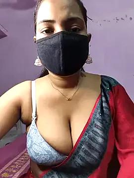 Queen_Shanayaa from StripChat is Freechat