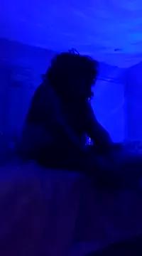 QueenDim3 from StripChat