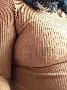 QueenHaryanaa from StripChat is Freechat