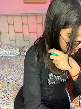 QueenLovexo from StripChat is Freechat