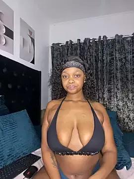 QueenTee23 from StripChat is Freechat