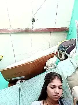 Queenxk from StripChat is Freechat