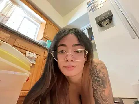 racoonbaby from StripChat is Freechat