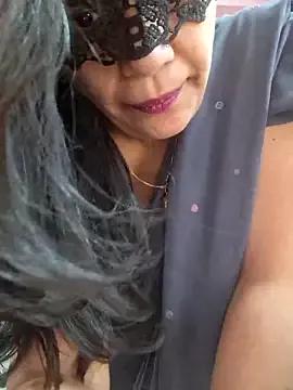 RADHAhot2 from StripChat is Freechat