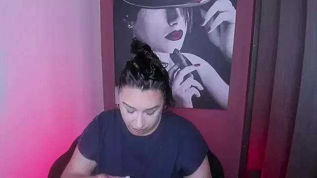 RaelleDarkstar from StripChat is Freechat