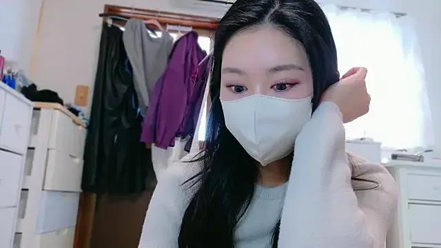 ramuchan_desu from StripChat is Freechat