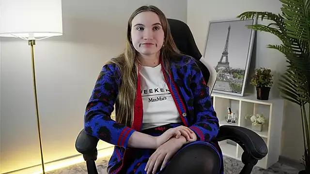 RandiBelch from StripChat is Freechat