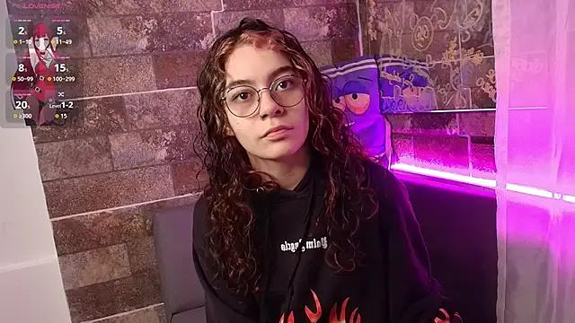 ravensinferno from StripChat is Freechat