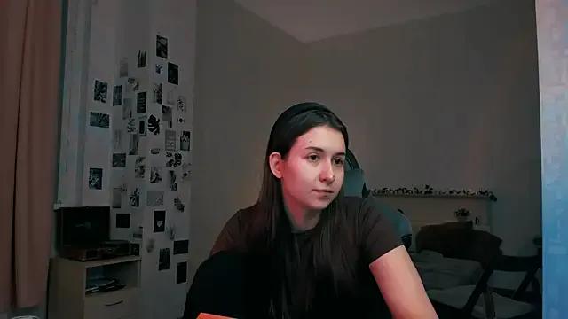 raviolly046 from StripChat is Freechat