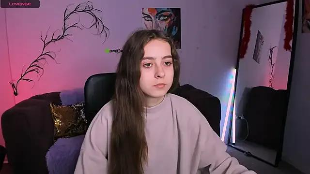 rebecca_smile from StripChat is Freechat