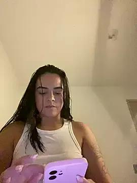 rebeccaareys from StripChat