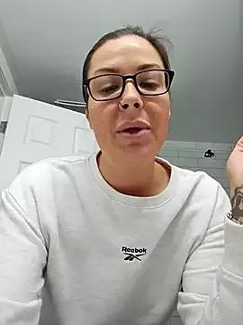 RebeccaXO_ from StripChat
