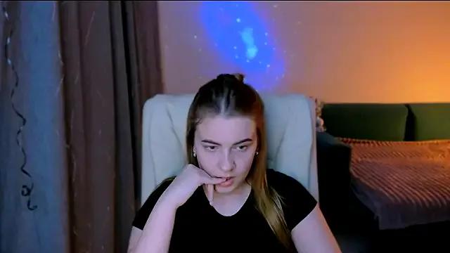 red__dizzy from StripChat is Freechat