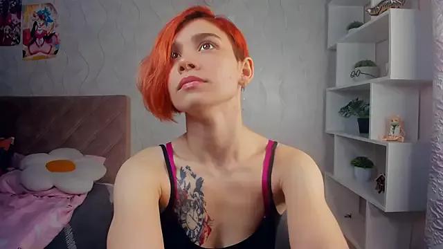 RedLovely from StripChat is Freechat