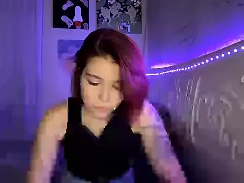 ReginaVbiles from StripChat is Freechat