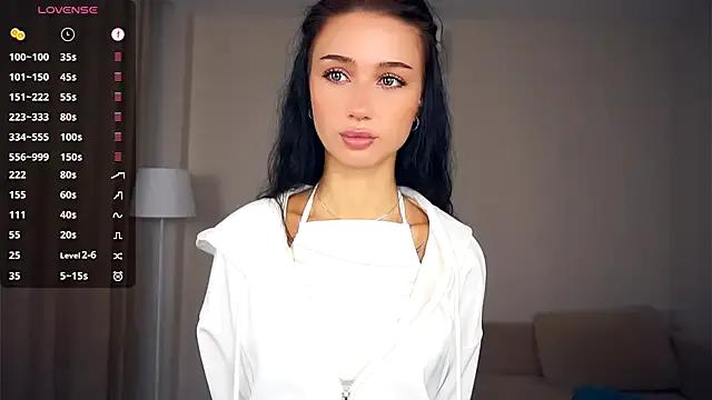 RendaBaatz from StripChat is Freechat