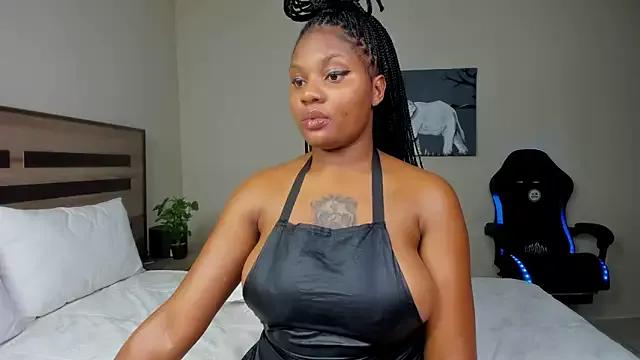Renee-18 from StripChat