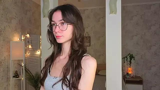 ReneeLippeatt from StripChat is Freechat