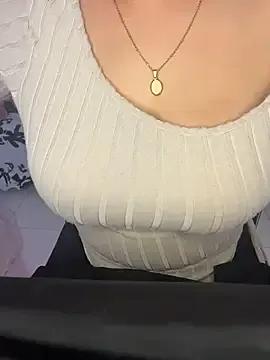 rhizanthella_ from StripChat is Freechat