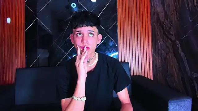 RickyMontes_ from StripChat is Freechat