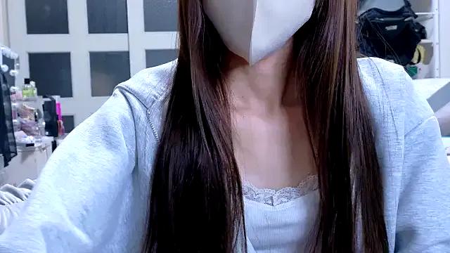 riken_jp from StripChat is Freechat