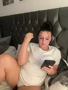 riri_bstvx from StripChat