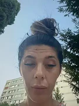 riskyperfect02 on StripChat