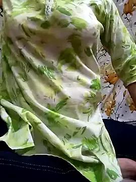 Ritika_ranii from StripChat