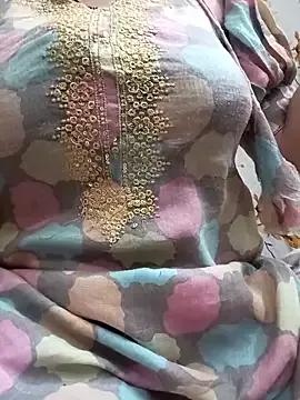 Ritika_ranii from StripChat