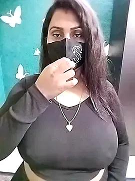 Riya_Sexy_Baby from StripChat is Freechat