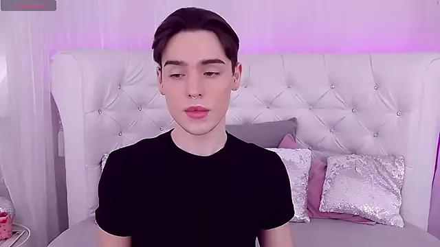 RobbyCharming from StripChat