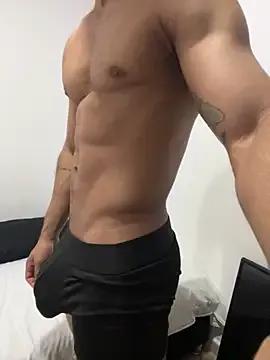 Roberthwhit from StripChat is Freechat