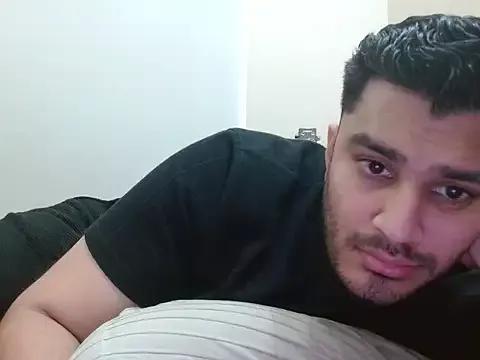robintoit from StripChat is Freechat