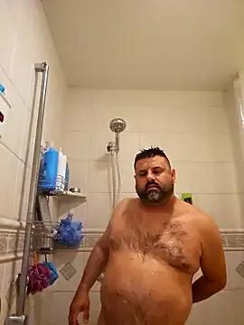 Roddog18 from StripChat