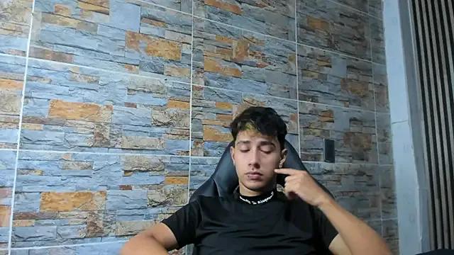 rolo_martinez from StripChat is Freechat