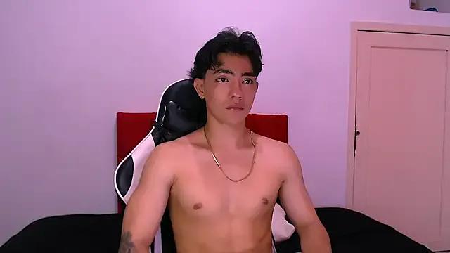 RomeoMillerr from StripChat is Freechat