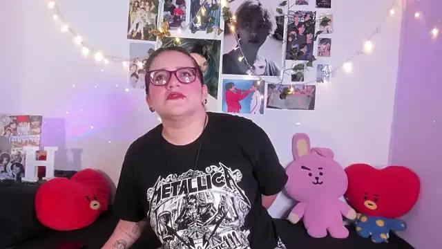 Rose_Hellen from StripChat is Freechat