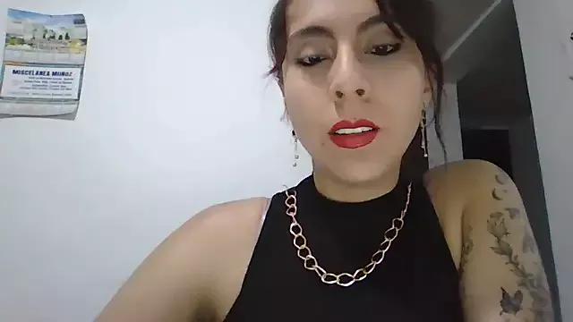 Roselingalvis13 from StripChat is Freechat