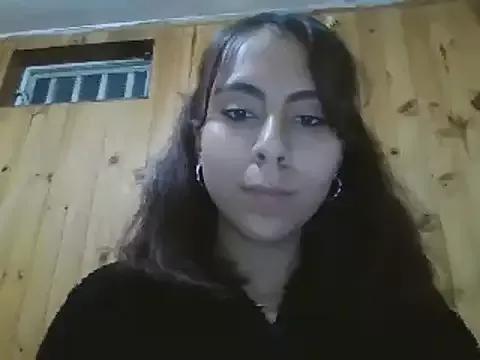 Roselingalvis13 from StripChat is Freechat