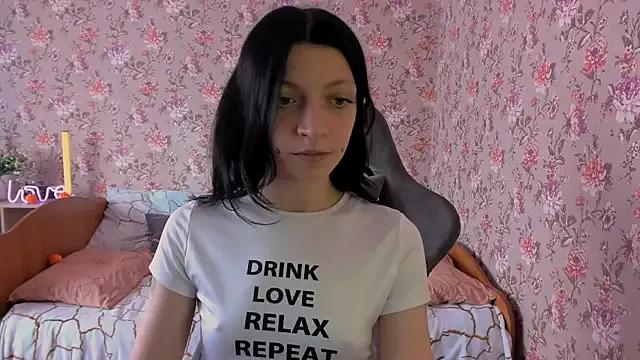 roselolly from StripChat is Freechat