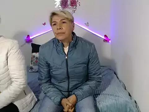 rosyxs1 from StripChat is Freechat