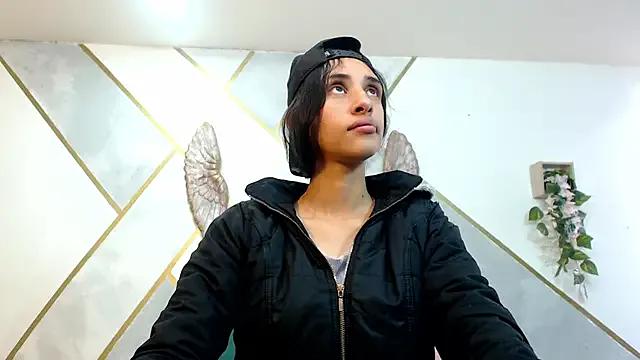 RoxanaCyrano_ from StripChat is Freechat