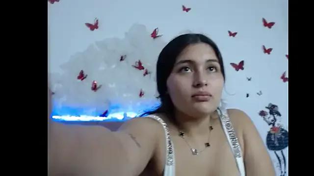 roxy_rosse from StripChat is Freechat