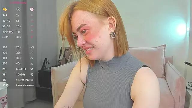 Roxy_Sunnny from StripChat is Freechat