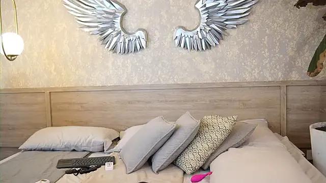 Roxy_Vega from StripChat is Freechat