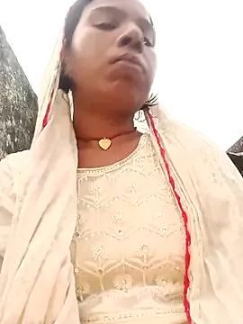 Rubi_sarma from StripChat is Freechat