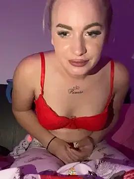 RuxyCatrina from StripChat is Freechat