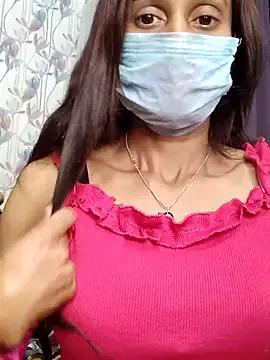 Saharaa from StripChat